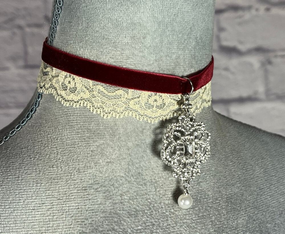 Handmade Victorian Style Lace and Velvet Choker with Silver Filigree  Pendant